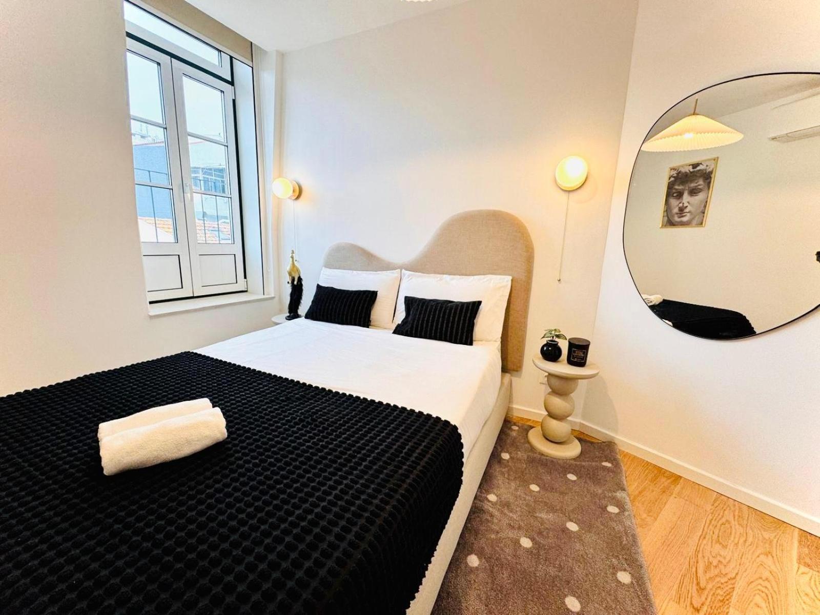 Lisbon Pink House II Beautiful 2 Bedroom Flat In City Center Exterior photo