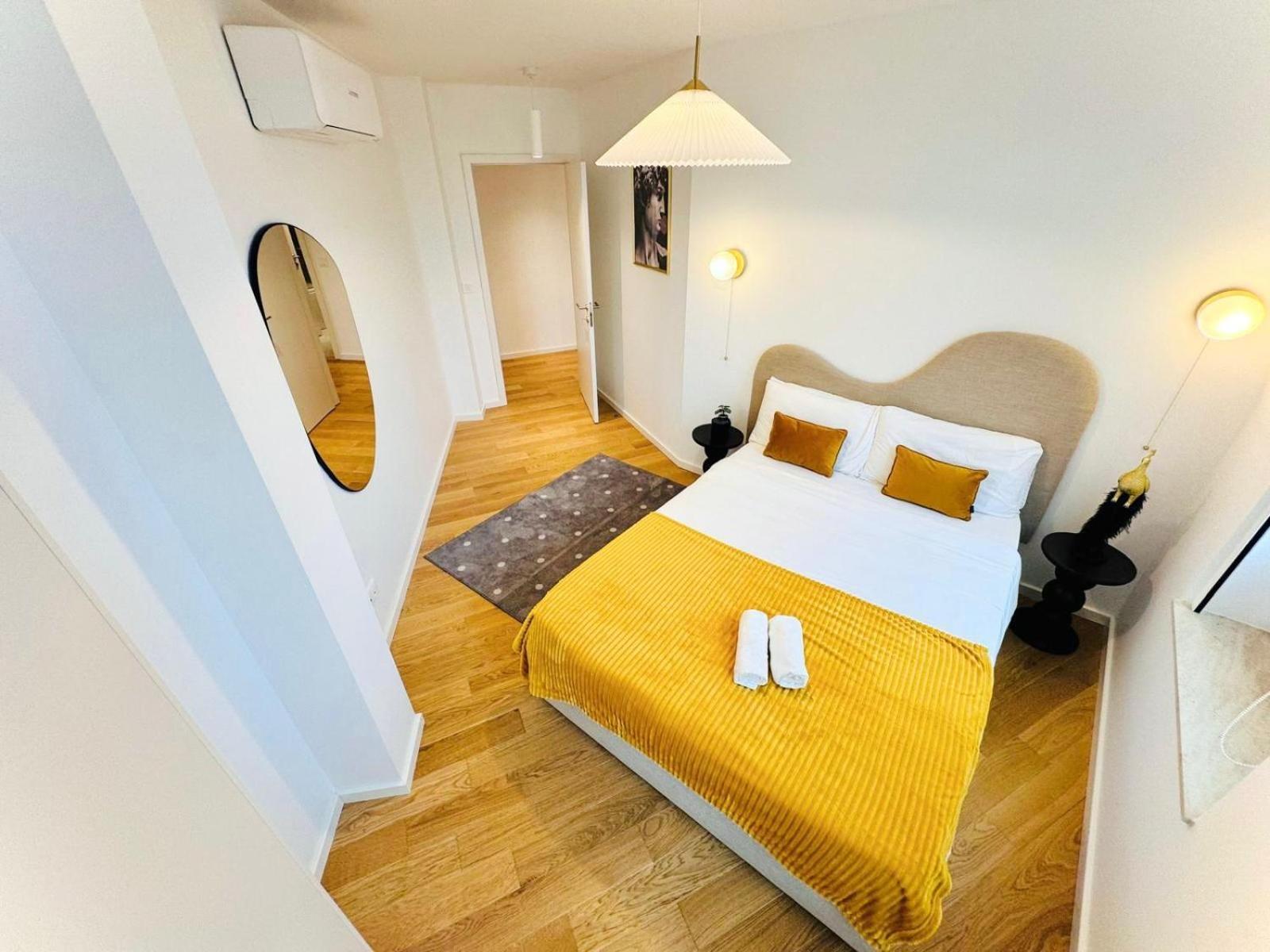 Lisbon Pink House II Beautiful 2 Bedroom Flat In City Center Exterior photo