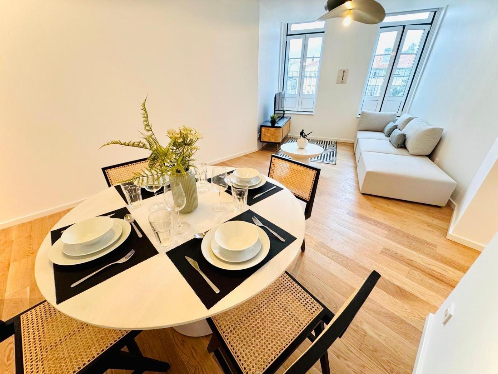 Lisbon Pink House II Beautiful 2 Bedroom Flat In City Center Exterior photo