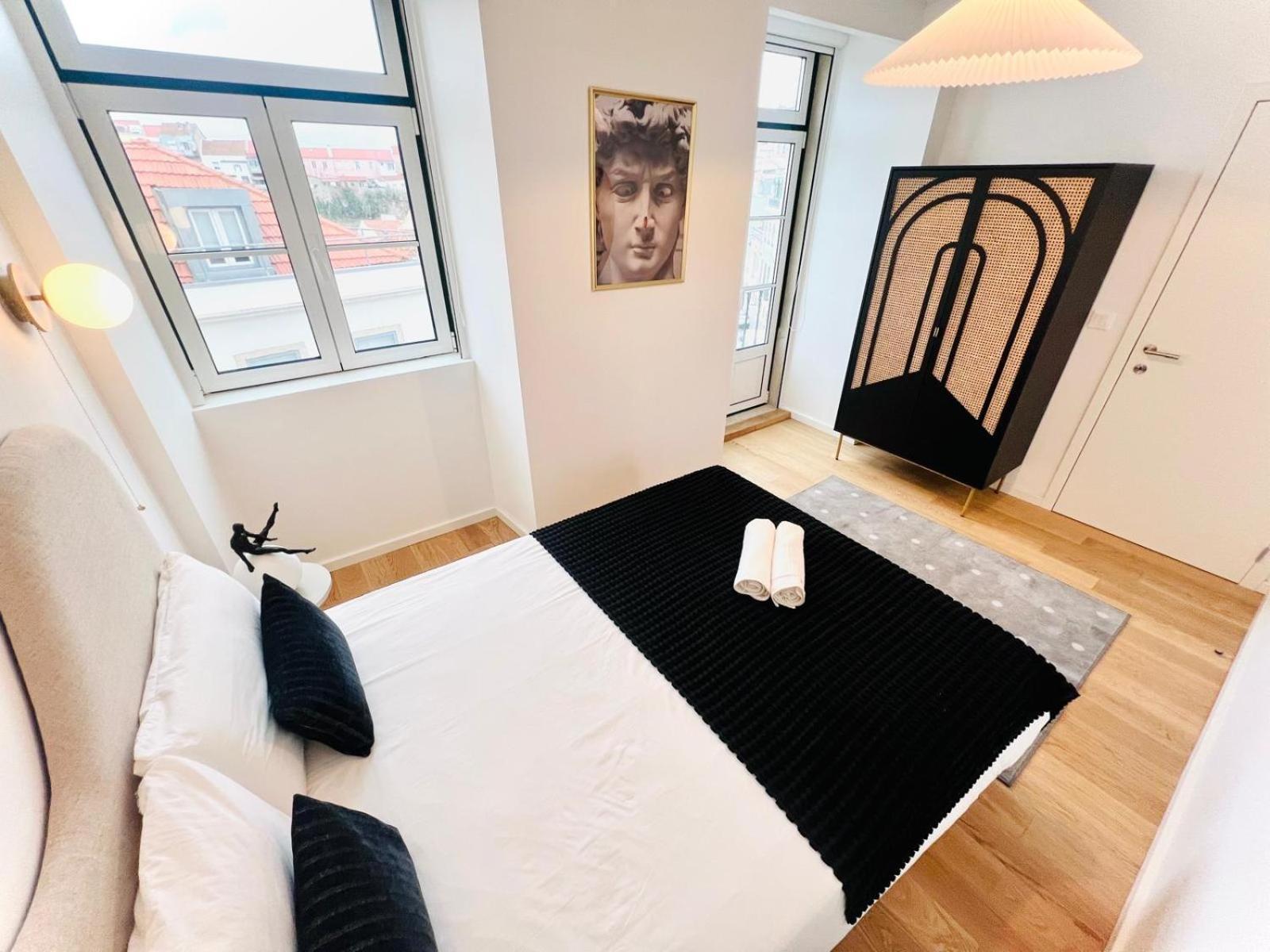 Lisbon Pink House II Beautiful 2 Bedroom Flat In City Center Exterior photo