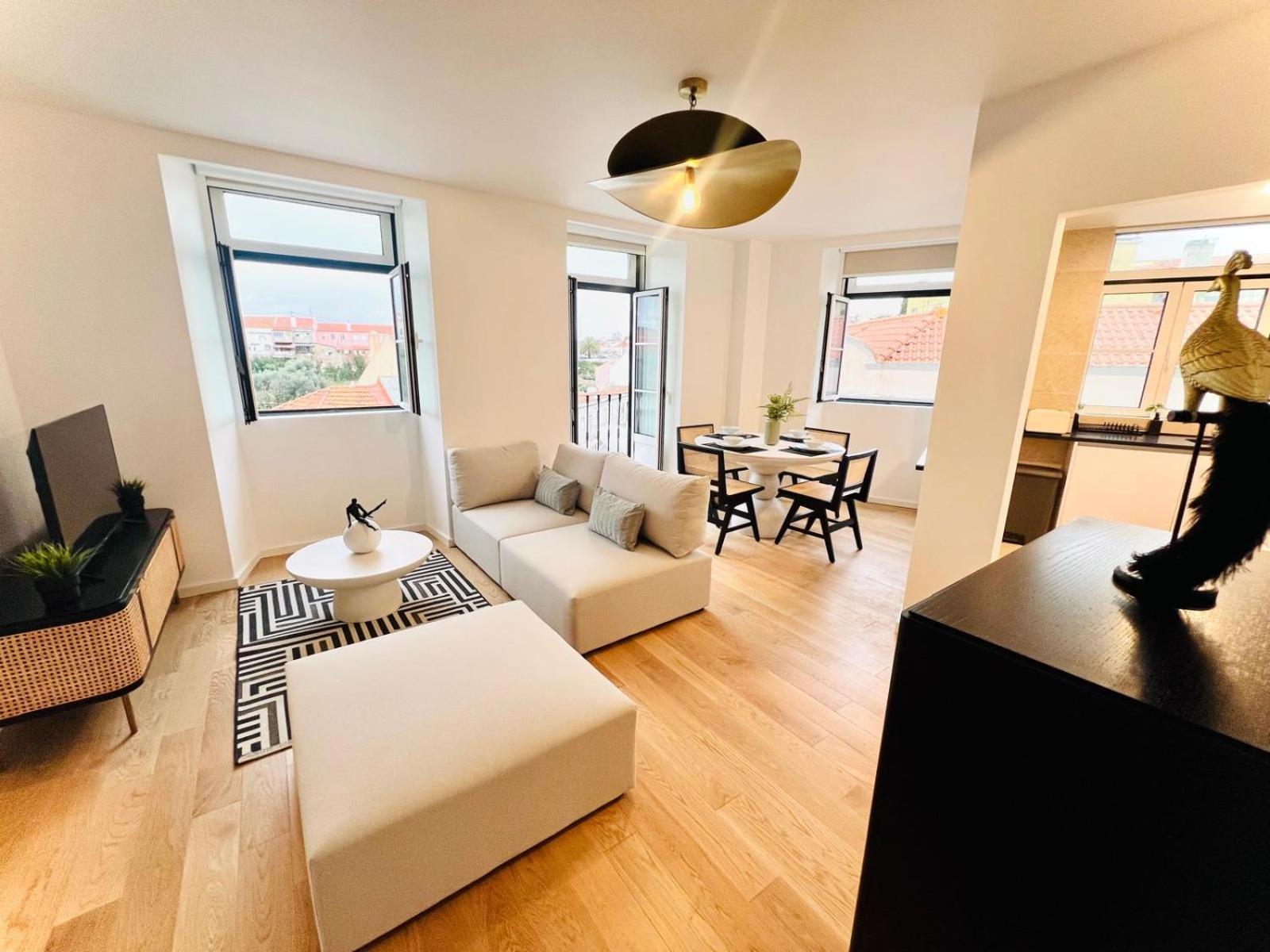 Lisbon Pink House II Beautiful 2 Bedroom Flat In City Center Exterior photo